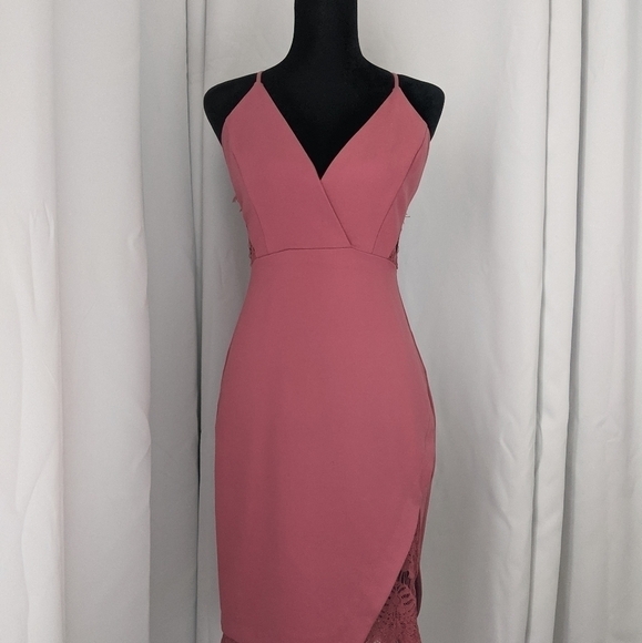 Astr the label rose bodycon cocktail dress - Picture 1 of 6